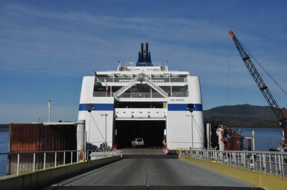 Embarcando no ferry para a viagem entre Prince Rupert e Port Hardy, na Vancouver Island, sul da British Columbia, no Canadá